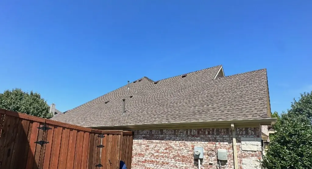 Completed roof replacement project in Prairie View
